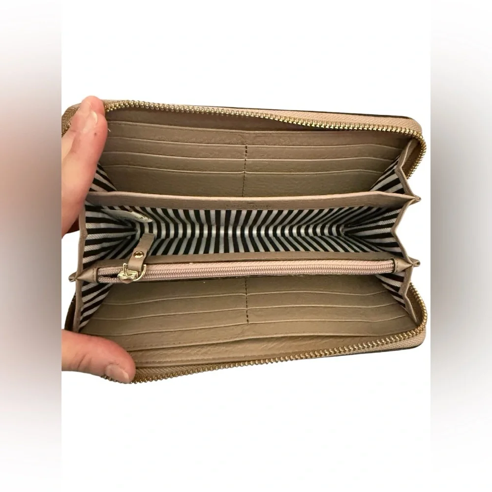 Kate Spade Continental Leather Wallet in Tan